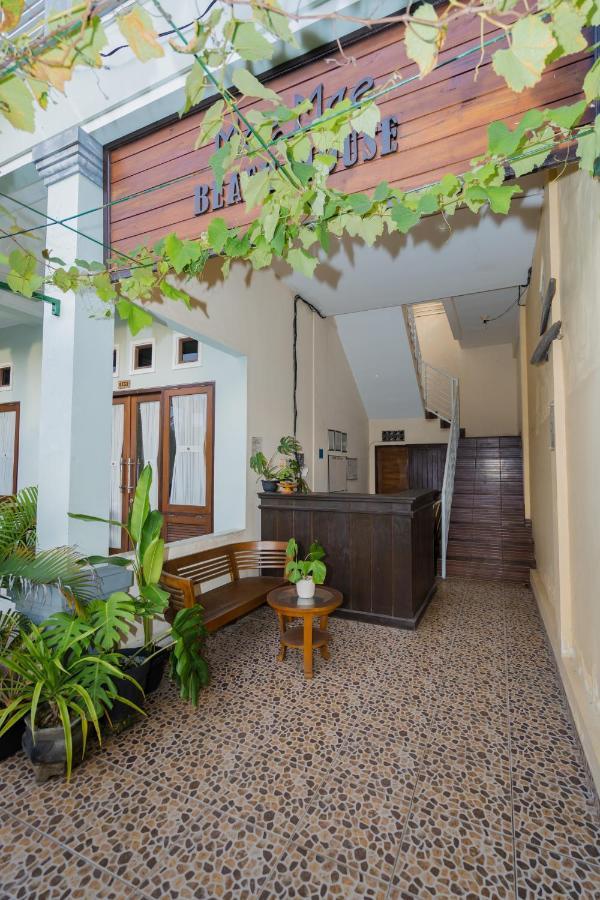 Mae Mae Beach House Batununggul Exterior foto
